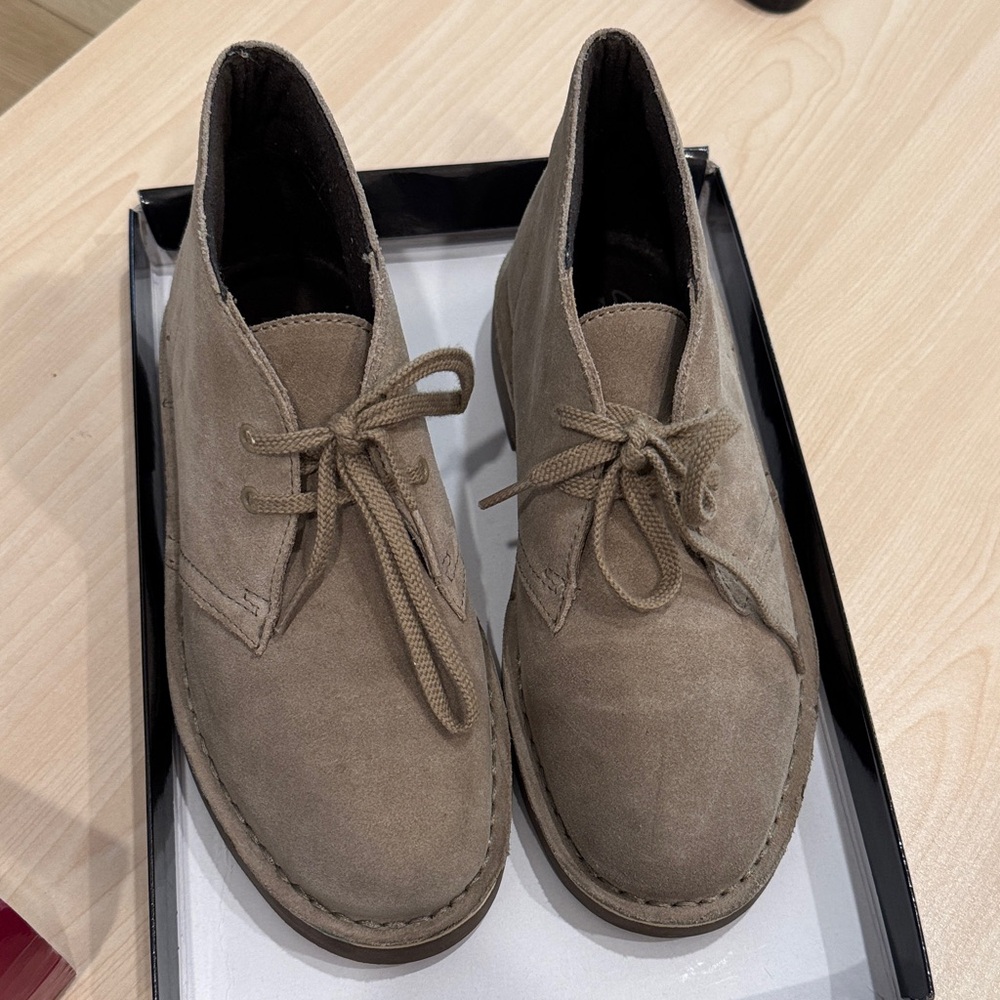Women’s Tan Suede Shoes